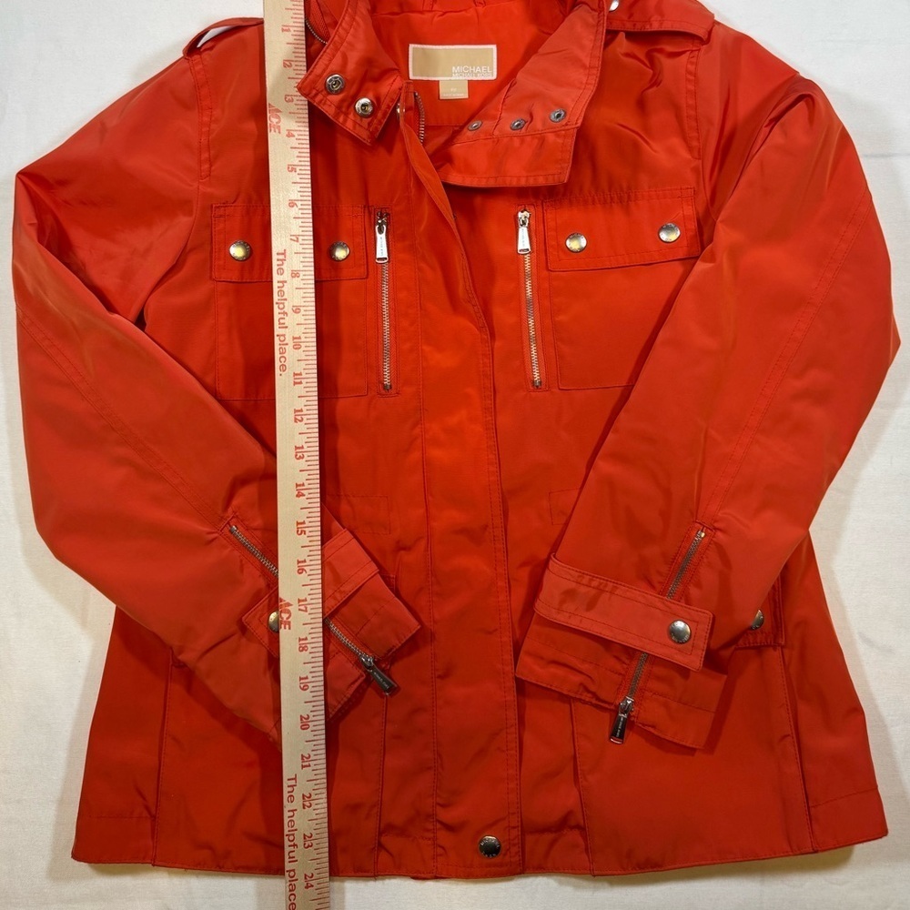 NWOT Michael Kor’s Women's Orange Hooded Rain Coat Jacket with silver details - Picture 6 of 12